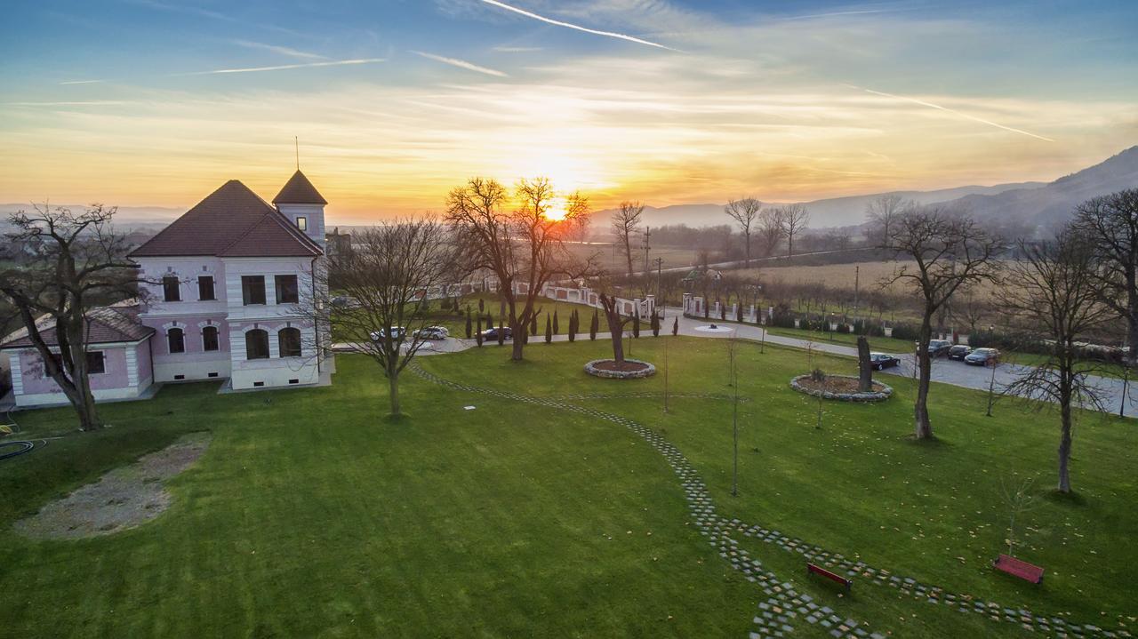 Hotel Cardinal-Domeniile Martinutzi Alba Iulia Eksteriør bilde