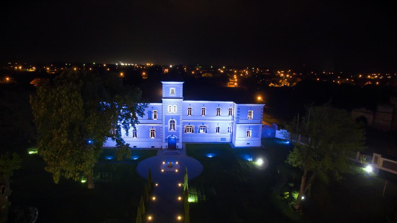 Hotel Cardinal-Domeniile Martinutzi Alba Iulia Eksteriør bilde
