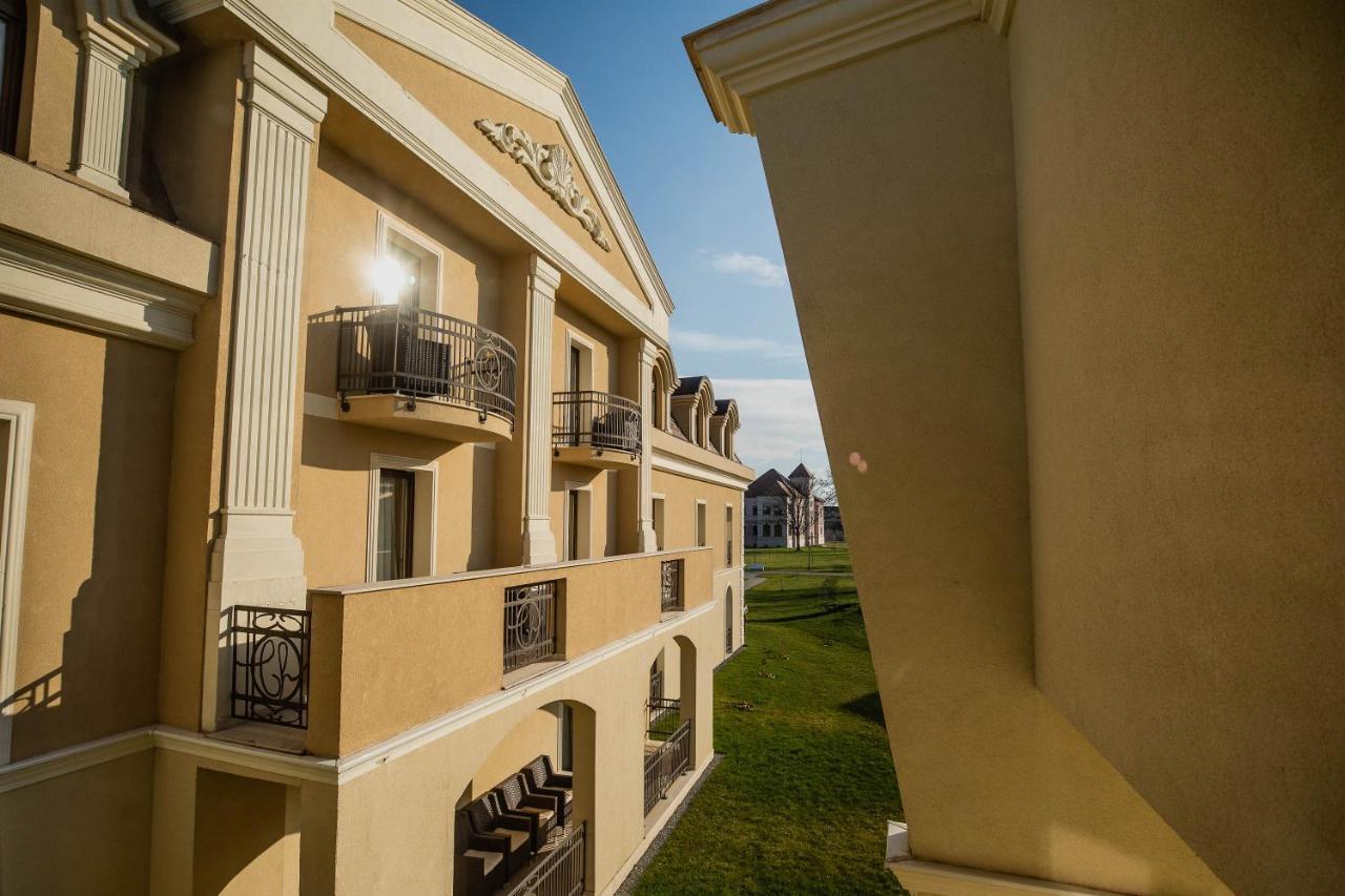 Hotel Cardinal-Domeniile Martinutzi Alba Iulia Eksteriør bilde